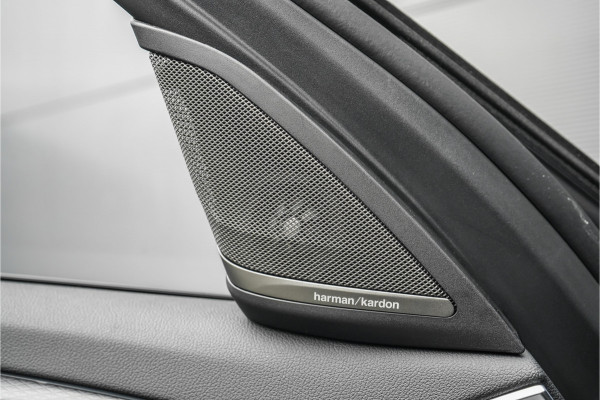 BMW 5 Serie Touring 530e M-Sport Pano ACC H/K Laser 360° 20"