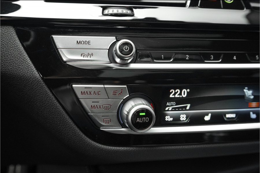 BMW 5 Serie Touring 530e M-Sport Pano ACC H/K Laser 360° 20"