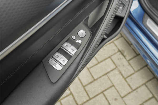 BMW 5 Serie Touring 530e M-Sport Pano ACC H/K Laser 360° 20"