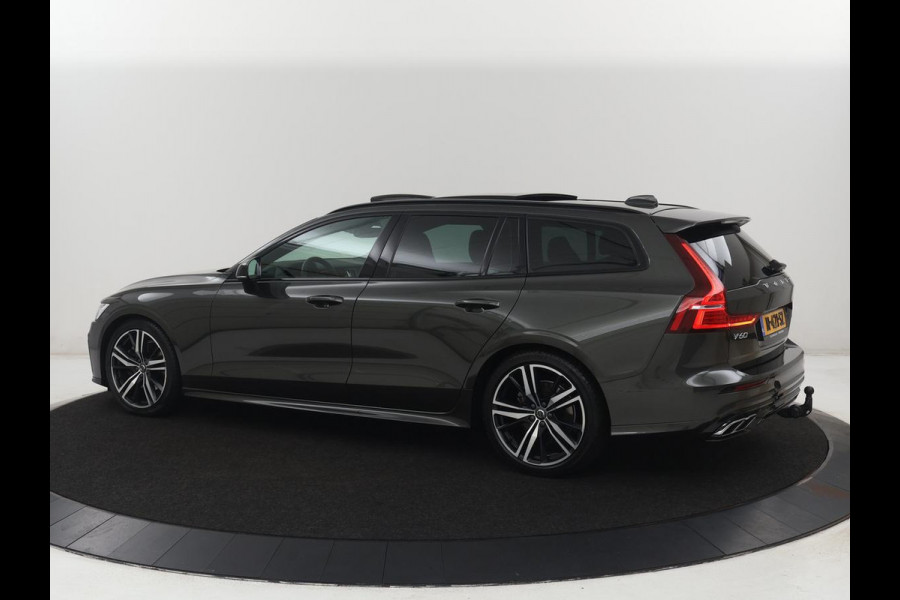 Volvo V60 2.0 B3 R-Design | Panoramadak | Trekhaak | Leder | Memory | Stuur/stoel verwarming | Harman/Kardon | Camera | Adaptive cruise | Carplay |