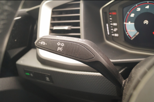Audi A1 Sportback 25 TFSI 95pk Epic Edition -AIRCO-CARPLAY-DIGI-DAB-
