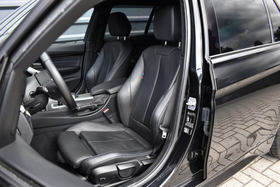 BMW 3 Serie Touring 320i M Sport Shadow | Virtual Cockpit | Achteruitrijcamera | Groot Navi | HiFi |
