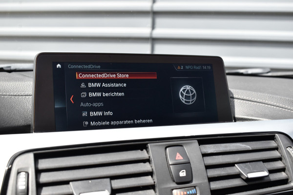 BMW 3 Serie Touring 320i M Sport Shadow | Virtual Cockpit | Achteruitrijcamera | Groot Navi | HiFi |