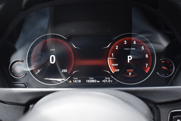 BMW 3 Serie Touring 320i M Sport Shadow | Virtual Cockpit | Achteruitrijcamera | Groot Navi | HiFi |