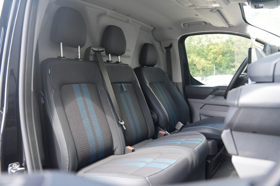 Ford E-Transit Custom 340 L2H1 Sport 71 kWh 218pk - ACC - B&O - Navi - Stoel/Stuurverwarming - 360 Camera - Blindspot - Rijklaar