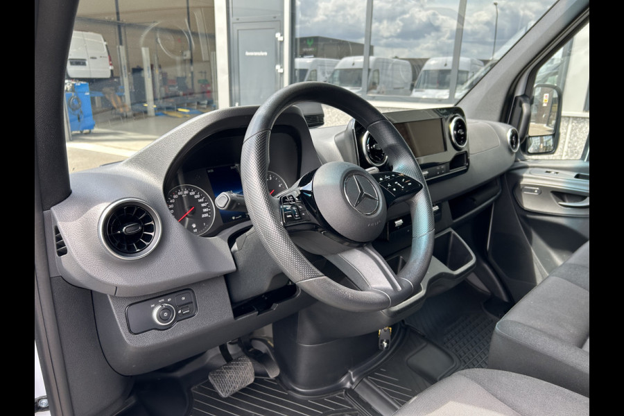 Mercedes-Benz Sprinter 317 CDI L3 H2 Pro LED / MBUX / Navigatie / Camera / Cruise control / Airco / 270 Graden achterdeuren