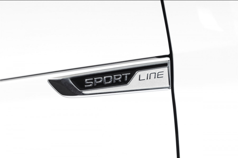 Škoda Kodiaq 1.5 TSI 150 PK Sportline Business Orig. NL | Elek. Trekhaak | Dig. Cockpit | Adapt. Cruise | Stoelverw. | PDC | Camera | NAV + App. Connect | ECC | Elek. Klep | LM 19" |