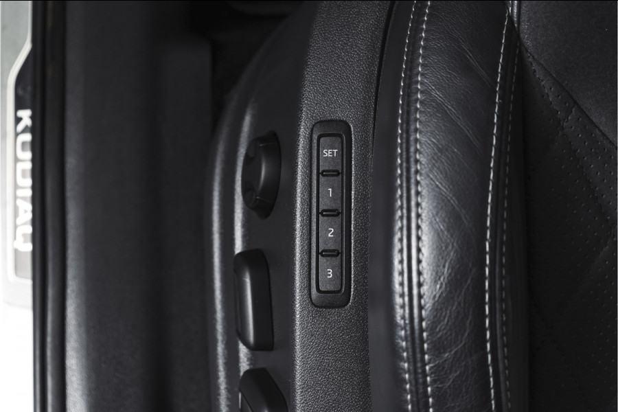 Škoda Kodiaq 1.5 TSI 150 PK Sportline Business Orig. NL | Elek. Trekhaak | Dig. Cockpit | Adapt. Cruise | Stoelverw. | PDC | Camera | NAV + App. Connect | ECC | Elek. Klep | LM 19" |