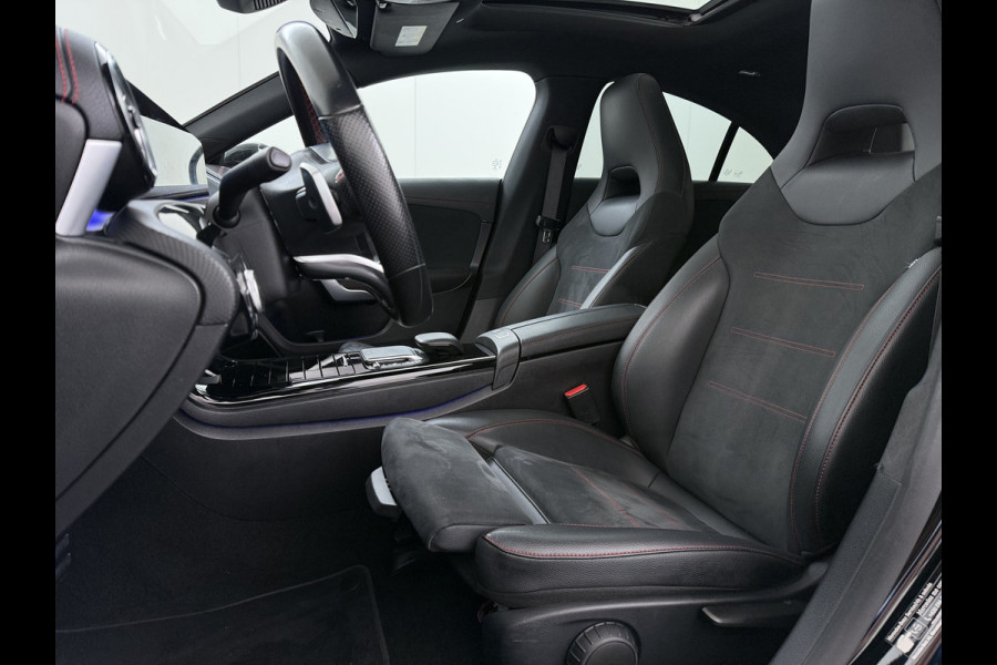 Mercedes-Benz CLA-Klasse AUT-7 AMG Business Solution Pano-dak Camera Widescreen Apple Carplay Android Auto Navi Pdc Cruise Control Stoelverwarming Privacy Glas Lmv Led DAB Licht en zichtpakket Premium pakket Dealeronderhouden 1e Eigenaar Origineel Nederlandse Auto