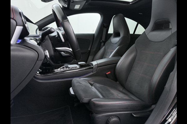Mercedes-Benz CLA-Klasse AUT-7 AMG Business Solution Pano-dak Camera Widescreen Apple Carplay Android Auto Navi Pdc Cruise Control Stoelverwarming Privacy Glas Lmv Led DAB Licht en zichtpakket Premium pakket Dealeronderhouden 1e Eigenaar Origineel Nederlandse Auto
