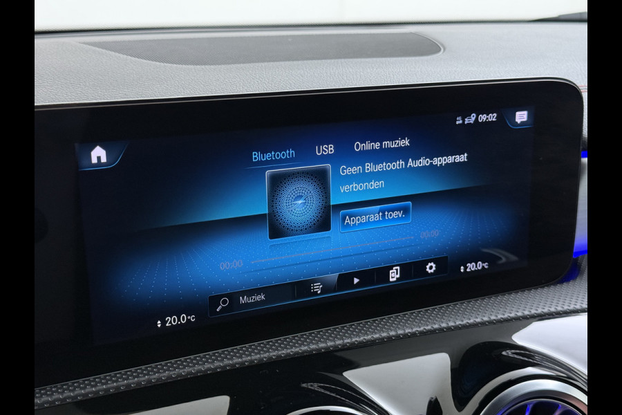 Mercedes-Benz CLA-Klasse AUT-7 AMG Business Solution Pano-dak Camera Widescreen Apple Carplay Android Auto Navi Pdc Cruise Control Stoelverwarming Privacy Glas Lmv Led DAB Licht en zichtpakket Premium pakket Dealeronderhouden 1e Eigenaar Origineel Nederlandse Auto