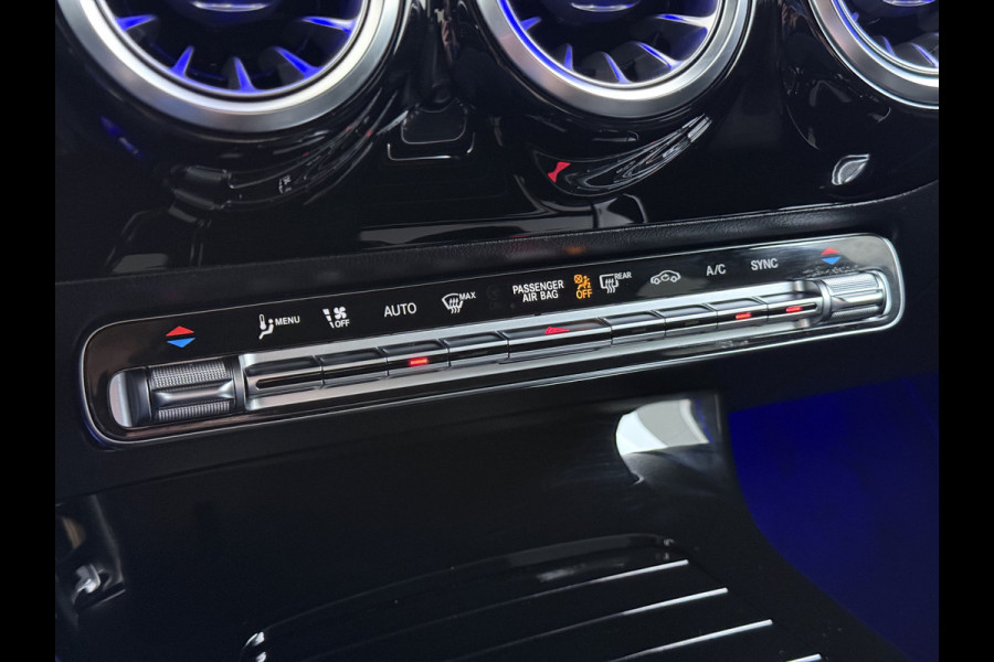 Mercedes-Benz CLA-Klasse AUT-7 AMG Business Solution Pano-dak Camera Widescreen Apple Carplay Android Auto Navi Pdc Cruise Control Stoelverwarming Privacy Glas Lmv Led DAB Licht en zichtpakket Premium pakket Dealeronderhouden 1e Eigenaar Origineel Nederlandse Auto