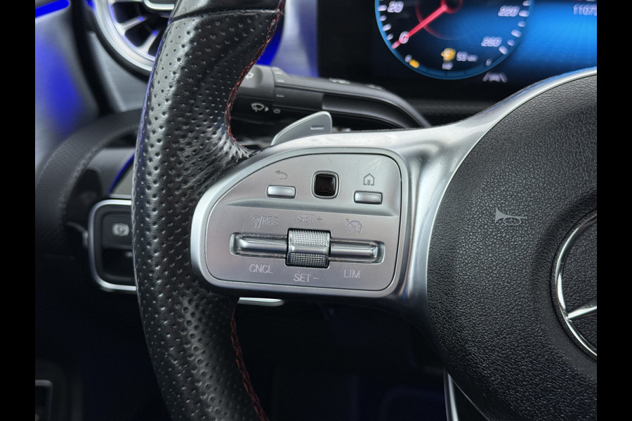 Mercedes-Benz CLA-Klasse AUT-7 AMG Business Solution Pano-dak Camera Widescreen Apple Carplay Android Auto Navi Pdc Cruise Control Stoelverwarming Privacy Glas Lmv Led DAB Licht en zichtpakket Premium pakket Dealeronderhouden 1e Eigenaar Origineel Nederlandse Auto