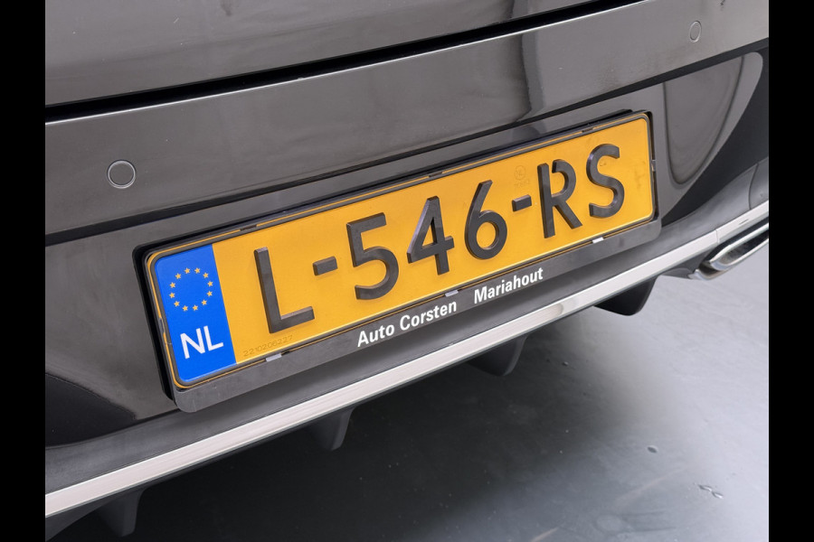 Mercedes-Benz CLA-Klasse AUT-7 AMG Business Solution Pano-dak Camera Widescreen Apple Carplay Android Auto Navi Pdc Cruise Control Stoelverwarming Privacy Glas Lmv Led DAB Licht en zichtpakket Premium pakket Dealeronderhouden 1e Eigenaar Origineel Nederlandse Auto