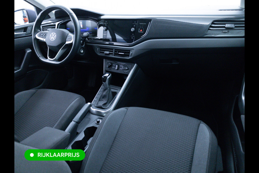 Volkswagen Polo 1.0 TSI Business Edition Automaat | Camera | Cruise | PDC V+A | Airco | App-connect Privacy glas, Grootlicht assistent, Digitaal dashboard, 15 inch LMV