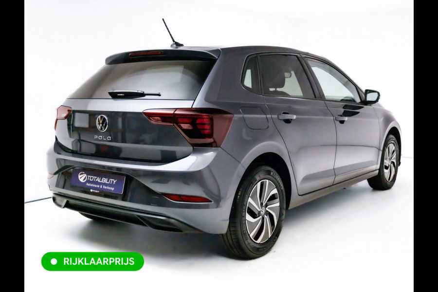 Volkswagen Polo 1.0 TSI Business Edition Automaat | Camera | Cruise | PDC V+A | Airco | App-connect Privacy glas, Grootlicht assistent, Digitaal dashboard, 15 inch LMV
