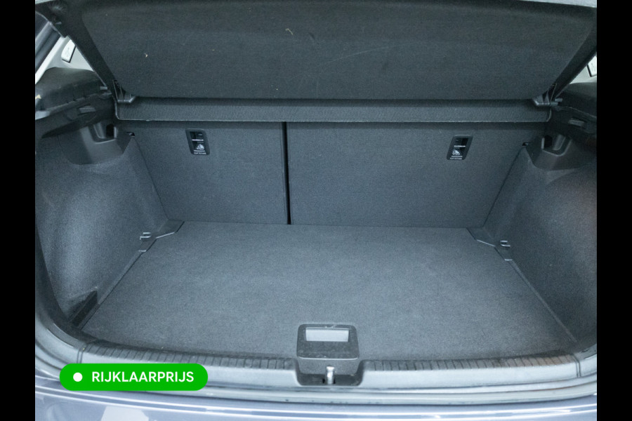 Volkswagen Polo 1.0 TSI Business Edition Automaat | Camera | Cruise | PDC V+A | Airco | App-connect Privacy glas, Grootlicht assistent, Digitaal dashboard, 15 inch LMV