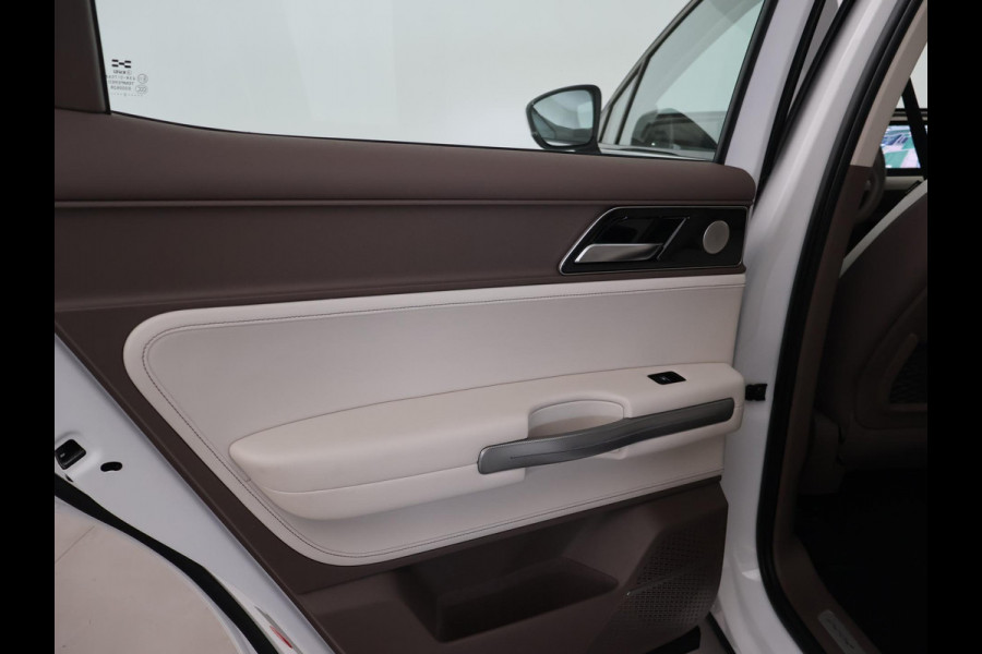 Aiways U5 63kWh SHOWROOM UITVOERING *42.630 KM* | 360 CAMERA | LEDER | LED | 19 INCH | CARPLAY