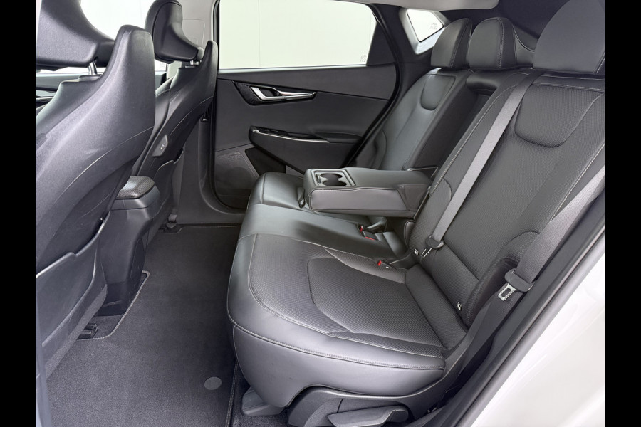 Kia Ev6 Plus Long Range 77.4kWh Trekhaak Leer+Ventilatie+Verwarming(+bank) Camera Adap.Cruise Warmtepomp Meridian®-Audio Stuur+Achterban SOH 100% Elek.Achterklep Apple Carplay Android Privacy Glas Pdc Lmv Led DAB 1.600KG Trekgewicht Dealeronderhouden