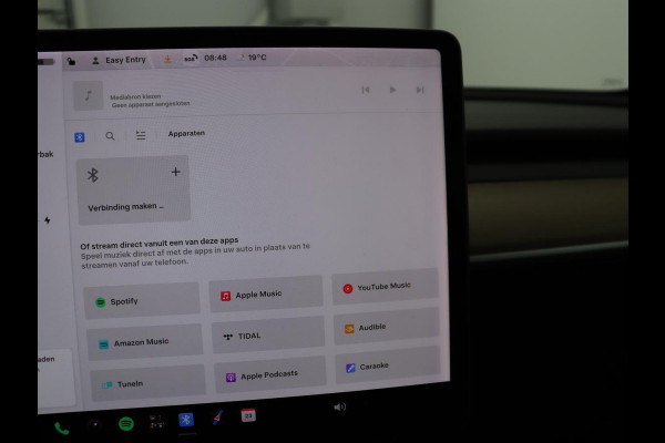 Tesla Model 3 Performance AWD 75 kWh | Traffic-Aware Cruise control | Leder | Lichtmetaal 20'' | Achterbank verwarming | Park assist | Climate control