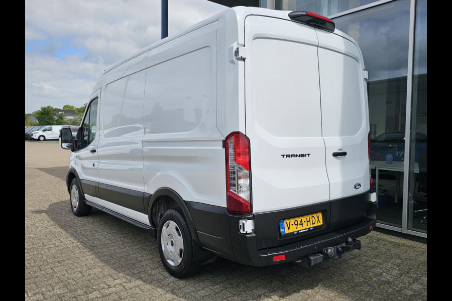 Ford Transit 310 2.0 TDCI L2H2 Trend Achteruitrijcamera | Betimmerde Laadruimte | Trekhaak | Airco | Navigatie | Adaptieve Cruise Control | Stoelverwarming etc.