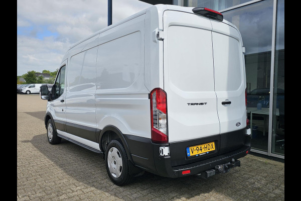 Ford Transit 310 2.0 TDCI L2H2 Trend Achteruitrijcamera | Betimmerde Laadruimte | Trekhaak | Airco | Navigatie | Adaptieve Cruise Control | Stoelverwarming etc.