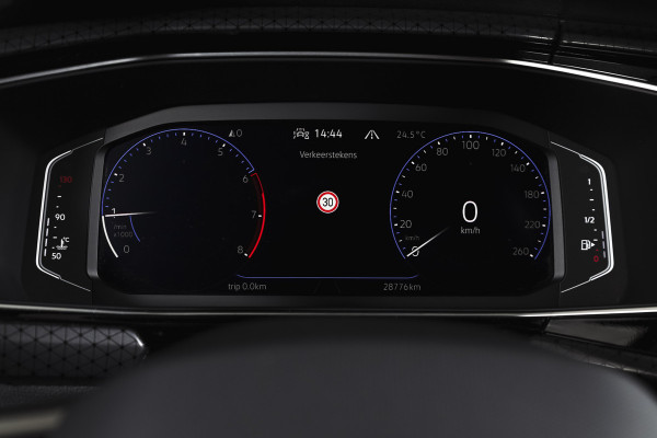 Volkswagen T-Cross 1.0 TSI 116 PK Style | Beats | Dig. Cockpit | Adapt. Cruise | Stoelverw. | PDC | Camera | NAV + App. Connect | ECC | Trekhaak | LM 17" |