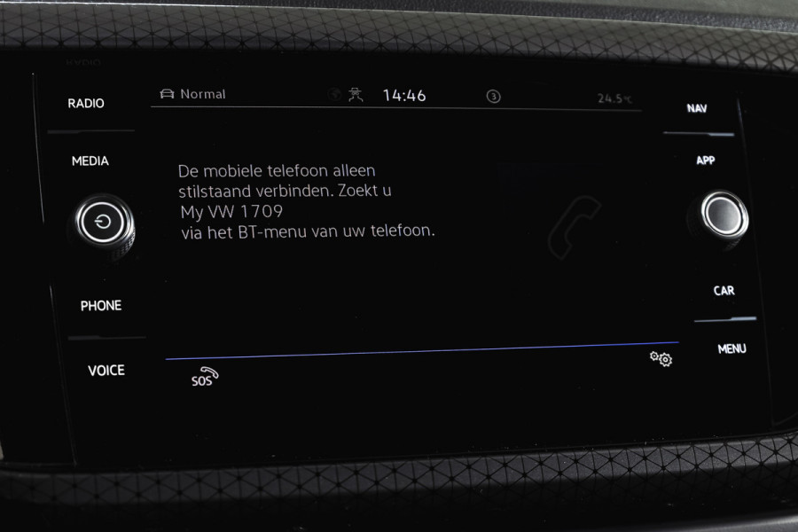 Volkswagen T-Cross 1.0 TSI 116 PK Style | Beats | Dig. Cockpit | Adapt. Cruise | Stoelverw. | PDC | Camera | NAV + App. Connect | ECC | Trekhaak | LM 17" |