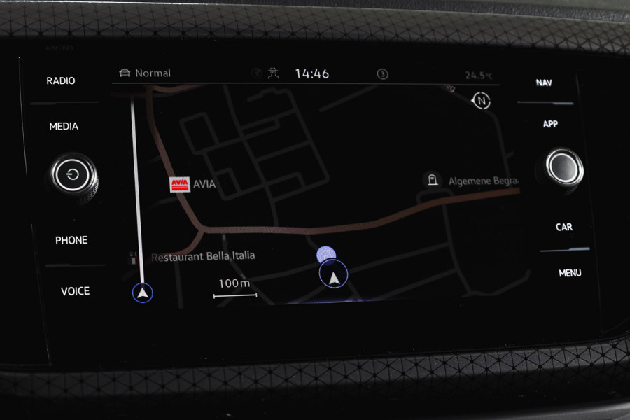 Volkswagen T-Cross 1.0 TSI 116 PK Style | Beats | Dig. Cockpit | Adapt. Cruise | Stoelverw. | PDC | Camera | NAV + App. Connect | ECC | Trekhaak | LM 17" |