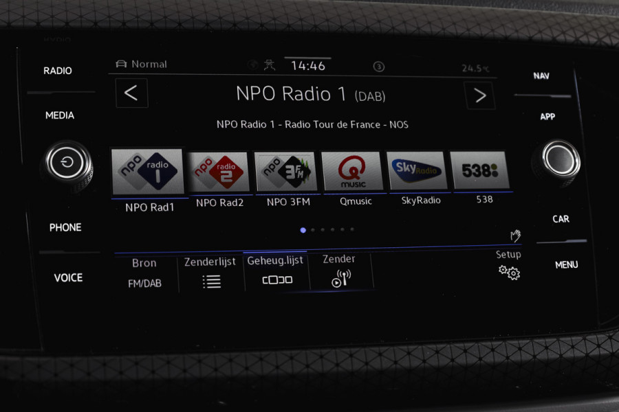 Volkswagen T-Cross 1.0 TSI 116 PK Style | Beats | Dig. Cockpit | Adapt. Cruise | Stoelverw. | PDC | Camera | NAV + App. Connect | ECC | Trekhaak | LM 17" |