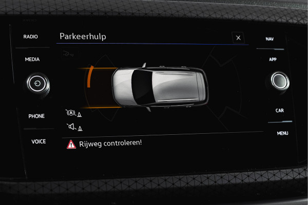 Volkswagen T-Cross 1.0 TSI 116 PK Style | Beats | Dig. Cockpit | Adapt. Cruise | Stoelverw. | PDC | Camera | NAV + App. Connect | ECC | Trekhaak | LM 17" |
