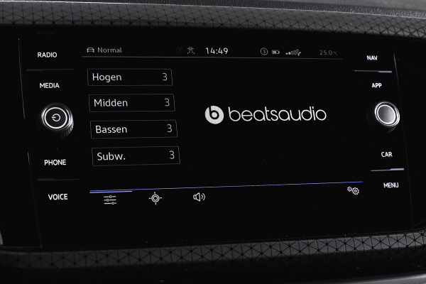 Volkswagen T-Cross 1.0 TSI 116 PK Style | Beats | Dig. Cockpit | Adapt. Cruise | Stoelverw. | PDC | Camera | NAV + App. Connect | ECC | Trekhaak | LM 17" |