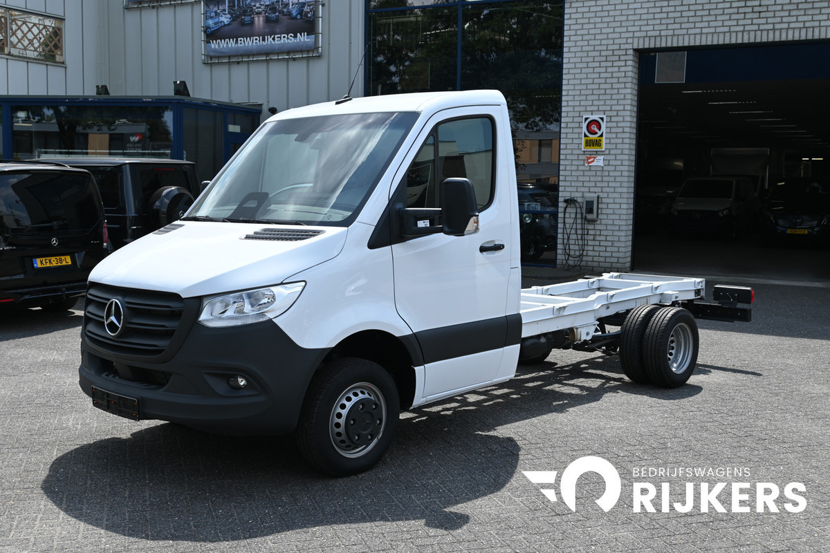 Mercedes-Benz Sprinter 517 CDI Pro L2 Chassis cabine
