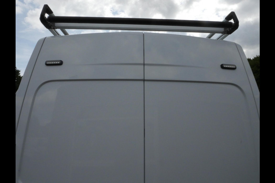 Opel Movano 2.3 Turbo 136PK L2H2 Airco Imperiaal Trekhaak