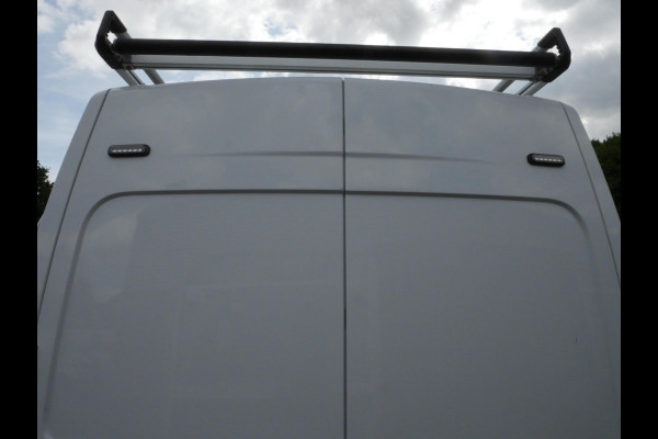 Opel Movano 2.3 Turbo 136PK L2H2 Airco Imperiaal Trekhaak