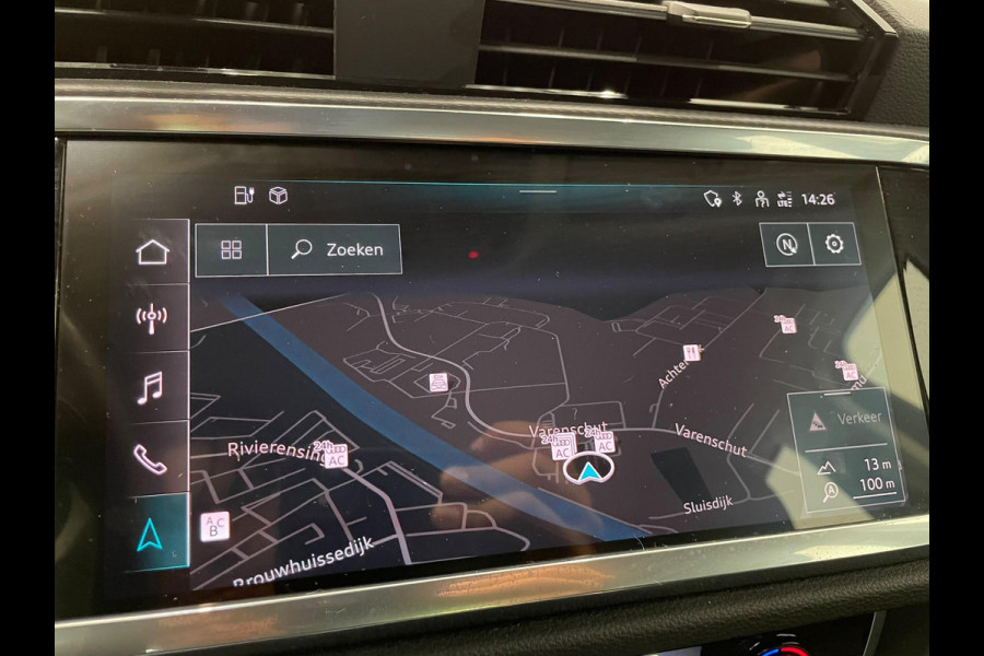 Audi Q3 45 TFSI e S-tronic Navigatie Apple Carplay Android Auto Parkeersensoren Cruise Control Elektrische achterklep Virtual Cockpit Climate Control Lichtmetalen velgen