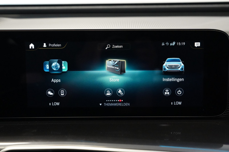 Mercedes-Benz EQC 400 4MATIC AMG Line 80 kWh LED Stoelverw (voor+achter) Widescreen ACC
