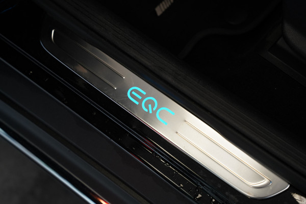 Mercedes-Benz EQC 400 4MATIC AMG Line 80 kWh LED Stoelverw (voor+achter) Widescreen ACC