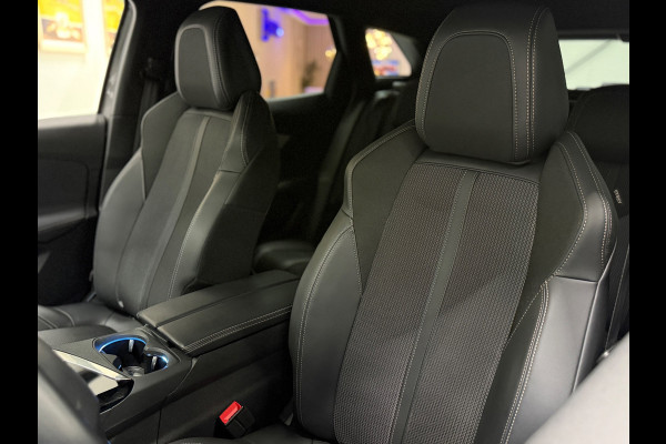 Peugeot 3008 1.2 131pk GT Black Pack Aut. | Bj. 2022 | 1e Eigenaar | Trekhaak | Matrix LED