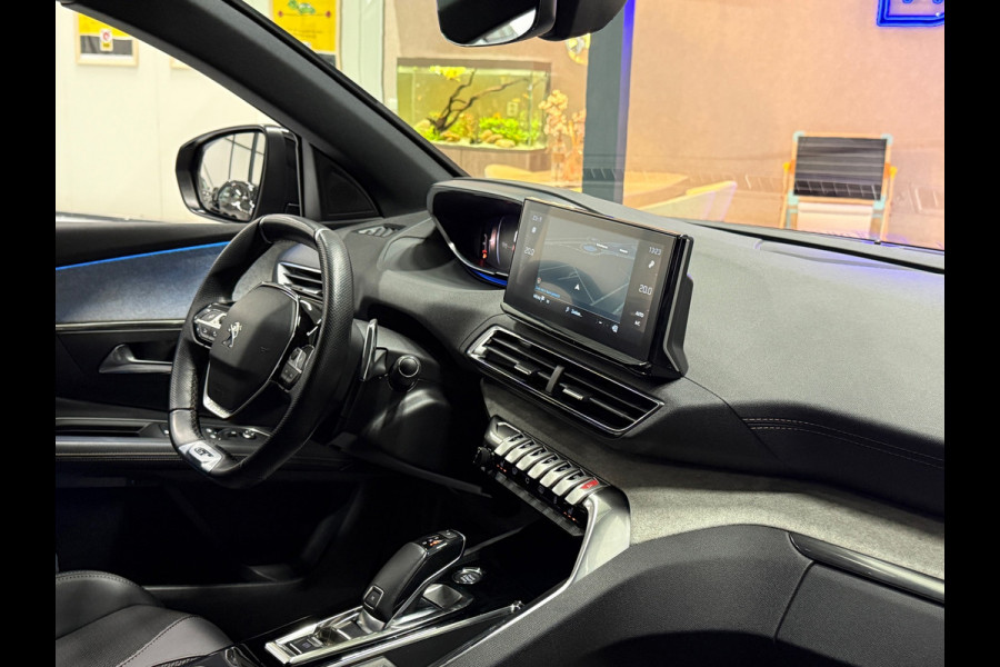 Peugeot 3008 1.2 131pk GT Black Pack Aut. | Bj. 2022 | 1e Eigenaar | Trekhaak | Matrix LED