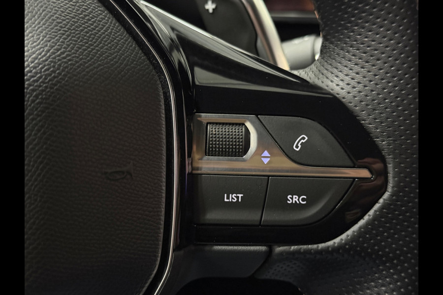 Peugeot 3008 1.2 131pk GT Black Pack Aut. | Bj. 2022 | 1e Eigenaar | Trekhaak | Matrix LED