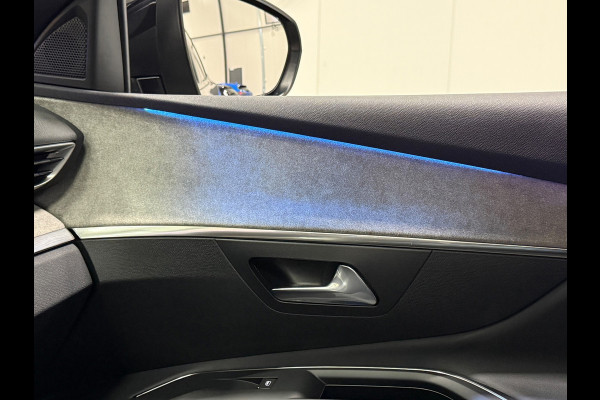Peugeot 3008 1.2 131pk GT Black Pack Aut. | Bj. 2022 | 1e Eigenaar | Trekhaak | Matrix LED