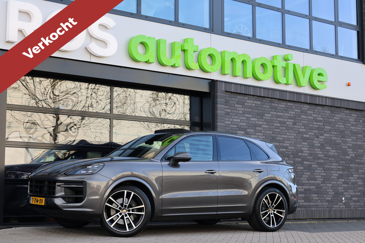 Porsche Cayenne 3.0 E-Hybrid | NAP | PANO | HUD | MEMORY | SPORTUITLAAT | BOSE | STUURVERW |