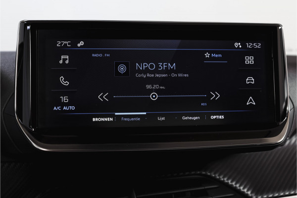 Peugeot 2008 1.2 Hybrid 136 Style | Cruise | PDC | App. Connect | ECC | 8066