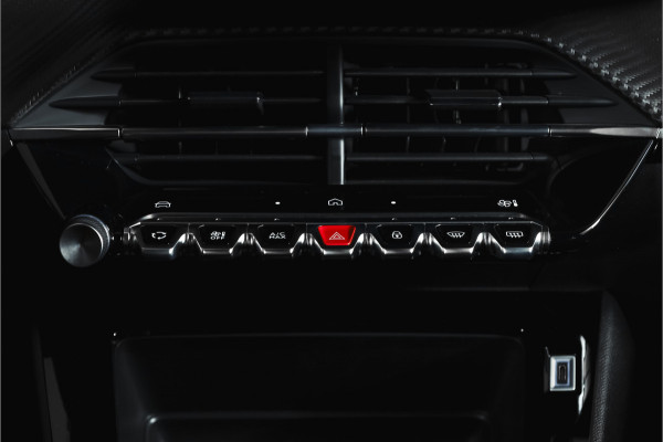 Peugeot 2008 1.2 Hybrid 136 Style | Cruise | PDC | App. Connect | ECC | 8066