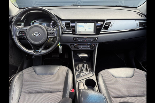 Kia Niro 1.6 GDi Hybrid Design Edition 1e Eigenaar,Trekhaak,Pano,Camera,Carplay,Stoelverw-Stuurverw,Halfleder,Lm velgen,Dealer Onderhouden,Rijstrooksensor,N.A.P,Apk tot 11-2026