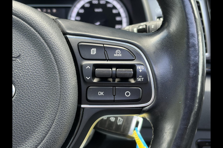 Kia Niro 1.6 GDi Hybrid Design Edition 1e Eigenaar,Trekhaak,Pano,Camera,Carplay,Stoelverw-Stuurverw,Halfleder,Lm velgen,Dealer Onderhouden,Rijstrooksensor,N.A.P,Apk tot 11-2026