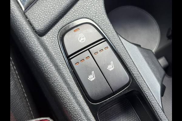 Kia Niro 1.6 GDi Hybrid Design Edition 1e Eigenaar,Trekhaak,Pano,Camera,Carplay,Stoelverw-Stuurverw,Halfleder,Lm velgen,Dealer Onderhouden,Rijstrooksensor,N.A.P,Apk tot 11-2026