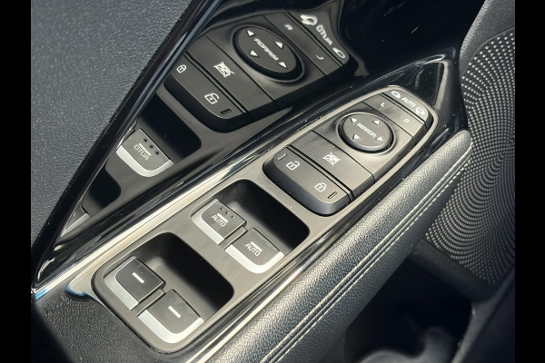 Kia Niro 1.6 GDi Hybrid Design Edition 1e Eigenaar,Trekhaak,Pano,Camera,Carplay,Stoelverw-Stuurverw,Halfleder,Lm velgen,Dealer Onderhouden,Rijstrooksensor,N.A.P,Apk tot 11-2026