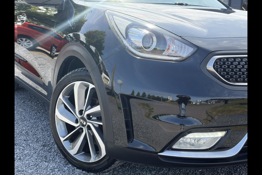 Kia Niro 1.6 GDi Hybrid Design Edition 1e Eigenaar,Trekhaak,Pano,Camera,Carplay,Stoelverw-Stuurverw,Halfleder,Lm velgen,Dealer Onderhouden,Rijstrooksensor,N.A.P,Apk tot 11-2026